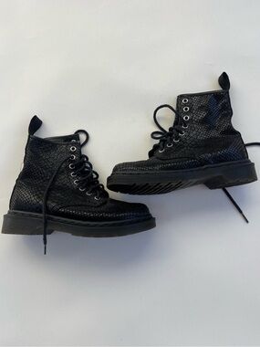 Limited Edition Dr. Martens all black with snake skin pattern women's size 5 NEW